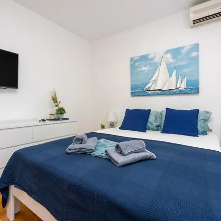 Podvezanec Apartmán *