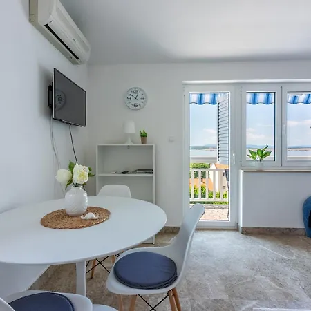 Podvezanec Apartman Crikvenica