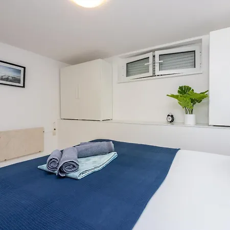 Podvezanec Apartment Crikvenica