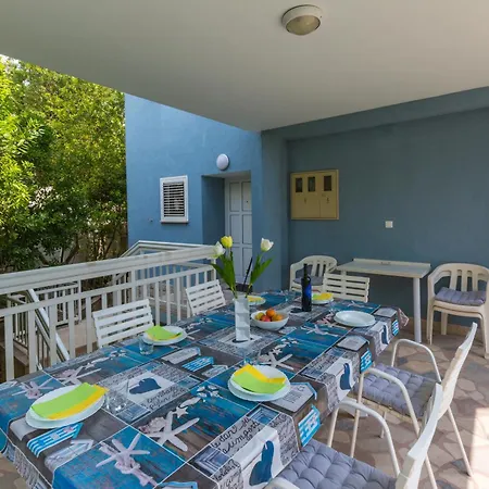 Apartment Podvezanec