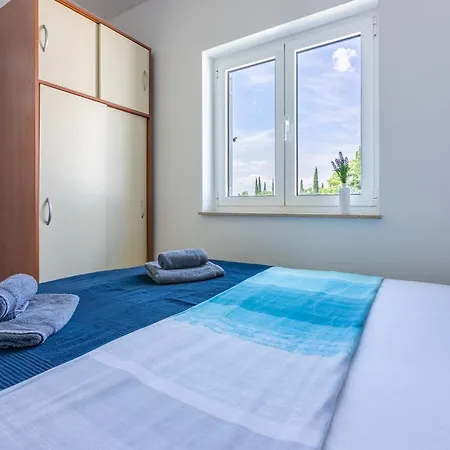 Apartment Podvezanec *