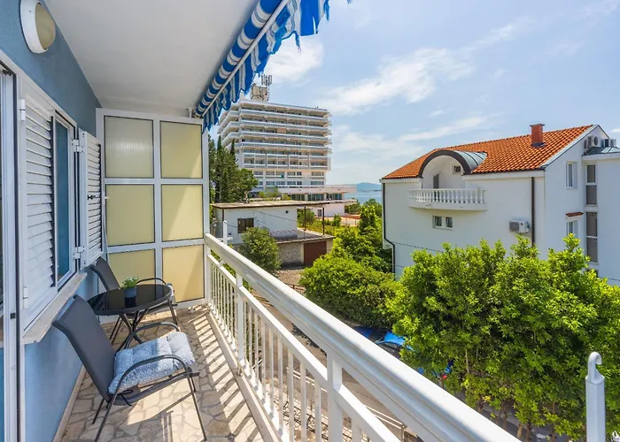 Podvezanec Apartment *