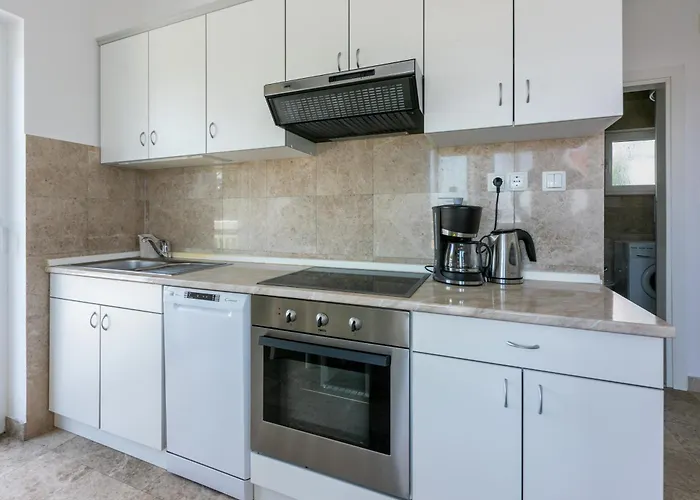 Podvezanec Apartment
